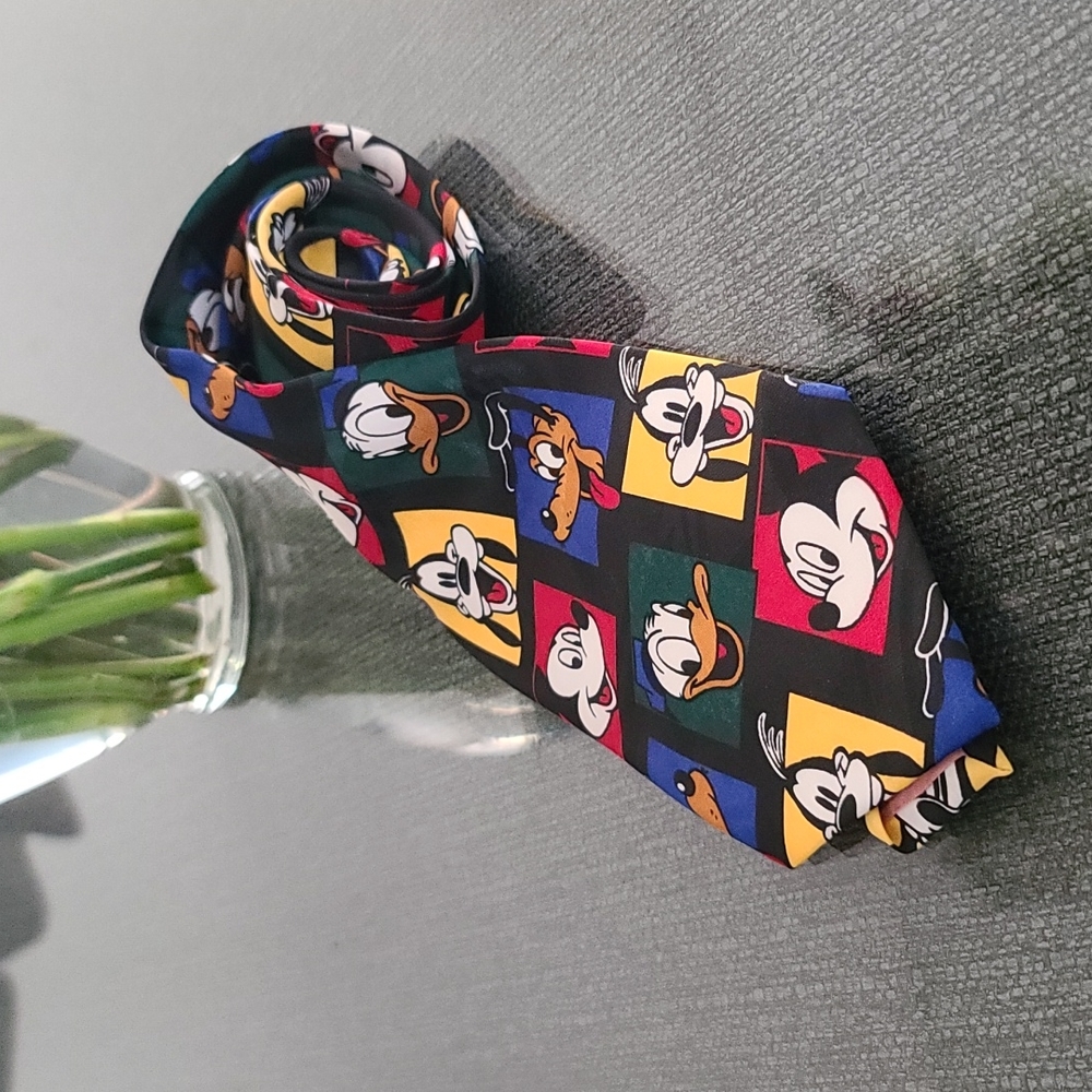 VINTAGE Disney Mickey Mouse Donald Filmstrip Tie Retro Hollywood Cartoon Necktie